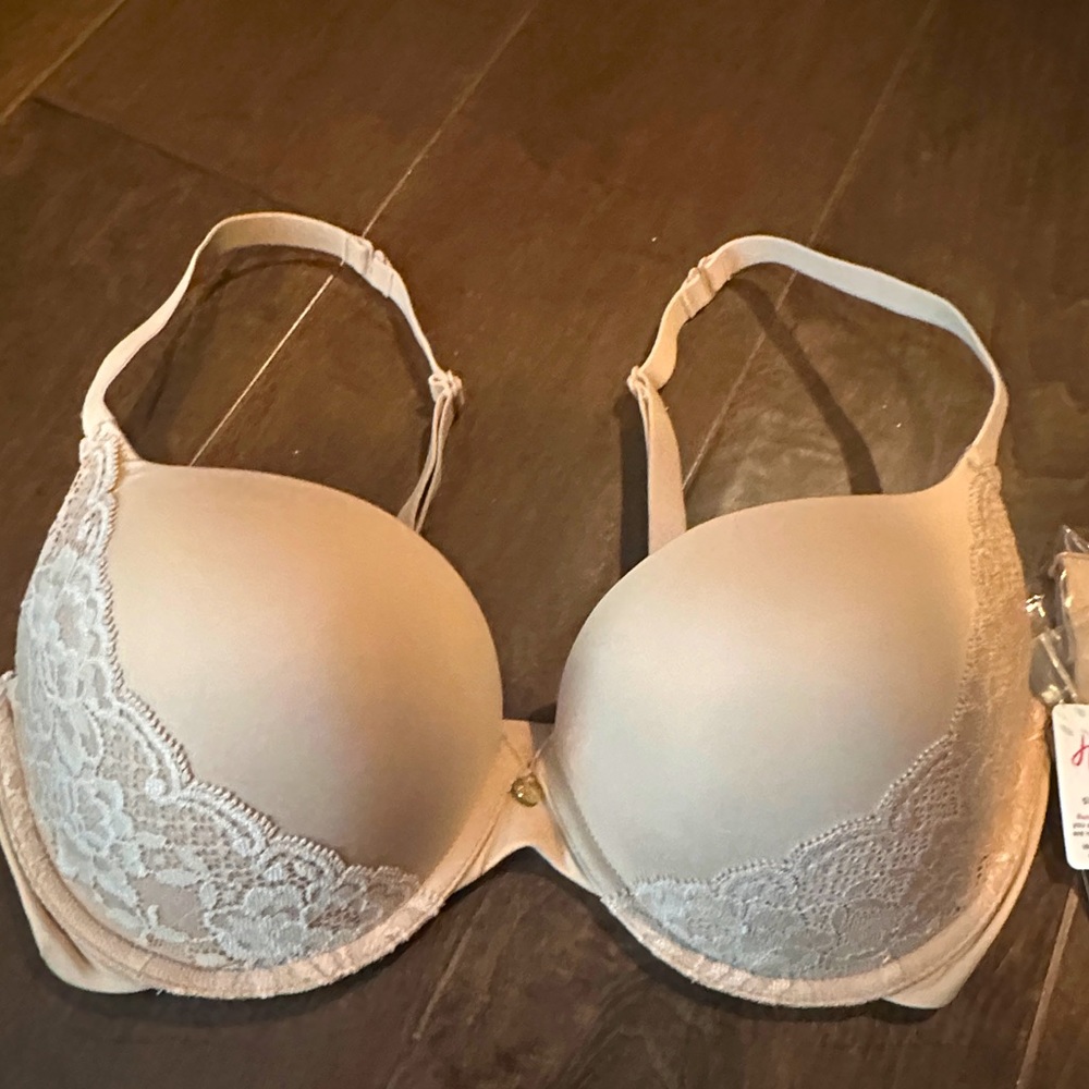 Essential Bodywear 32E Bra